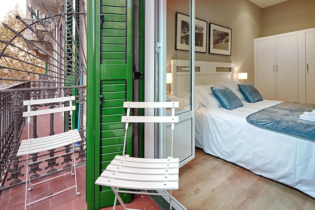 Habitat Apartments Batllo Barcelona Bagian luar foto